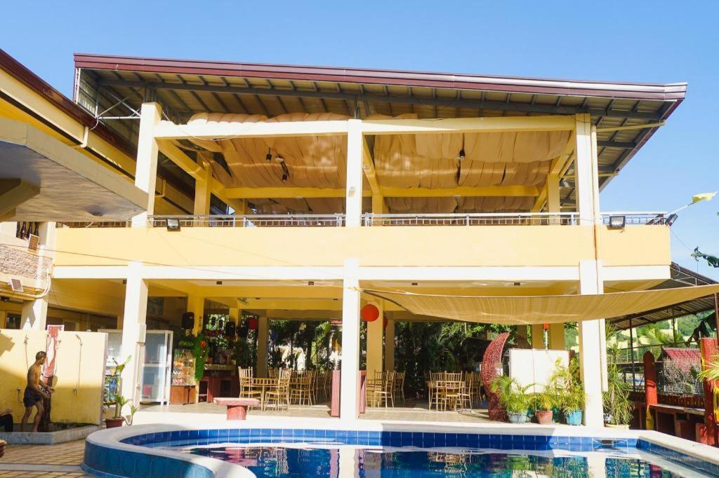 Suzuki Beach Hotel โอลองกาโป ภายนอก รูปภาพ
