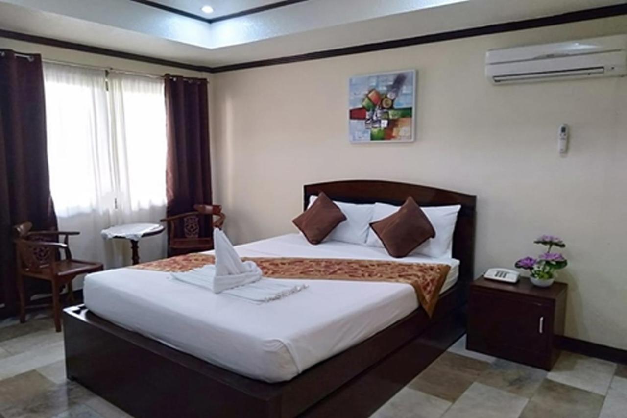 Suzuki Beach Hotel โอลองกาโป ภายนอก รูปภาพ